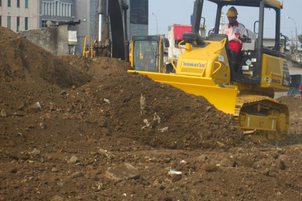 Training Operator BullDozer